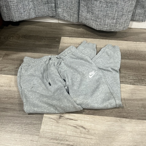 COPY - Nike sweats - Picture 1 of 5